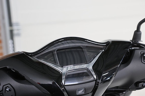 Honda SH 150 A 7 of 9