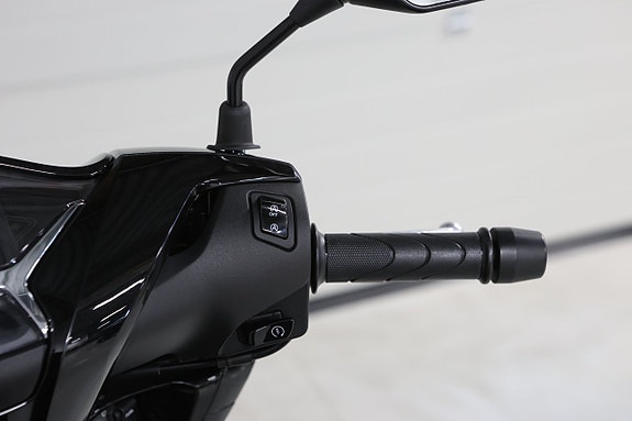 Honda SH 150 A 8 of 9