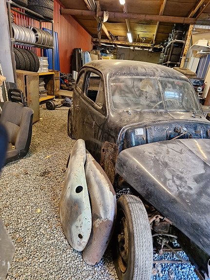 Volvo PV 3 of 3