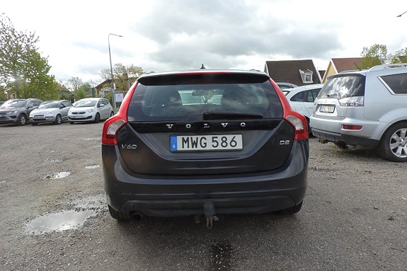 Volvo V60 5 of 5