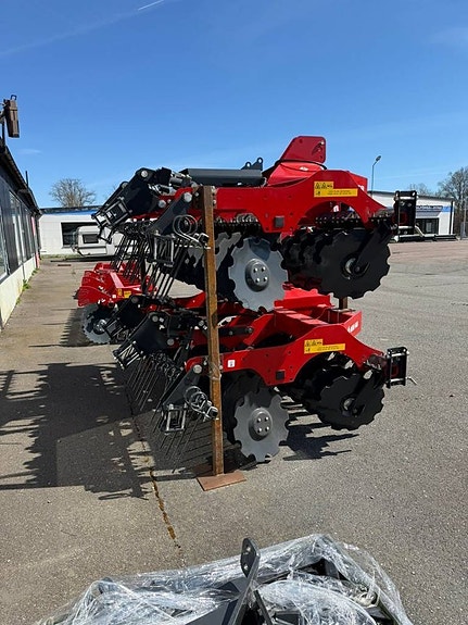 Metal-Fach U740/30 – Tallriksredskap (3,0 m) 4 of 12