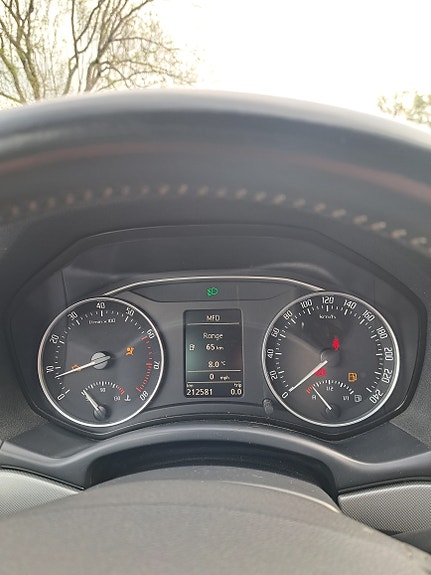 Skoda Octavia 3 of 5