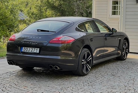 Porsche Panamera S