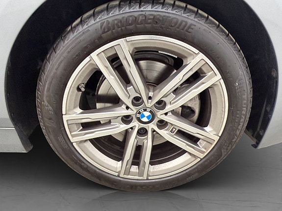 BMW 118i 24 of 27