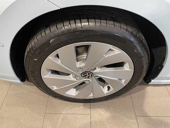 Volkswagen Golf I 9 of 17