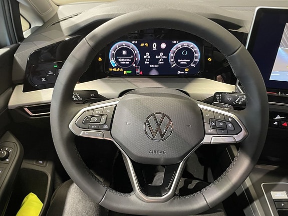 Volkswagen Golf I 13 of 17
