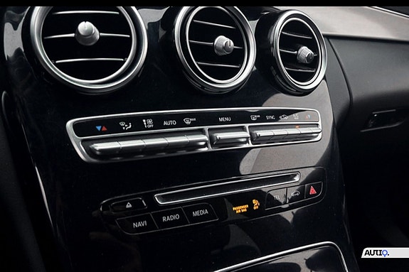 Mercedes-Benz C220 d 14 of 17