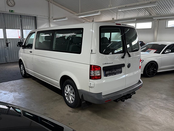 Volkswagen Caravelle 5 of 5