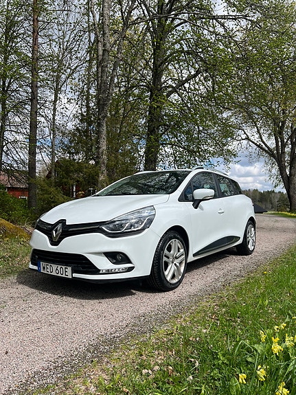 Renault Clio 2 of 5