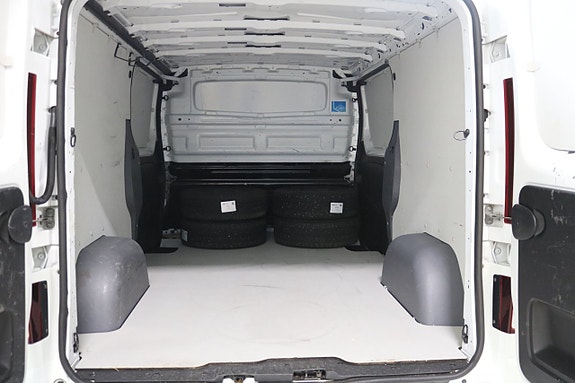 Renault Trafic 26 of 29