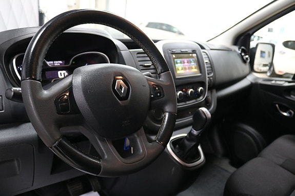 Renault Trafic 21 of 29