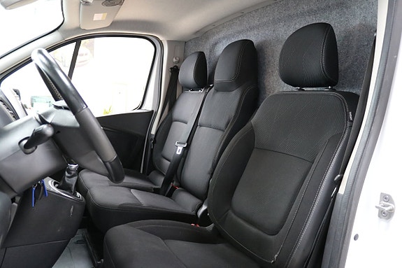 Renault Trafic 8 of 29