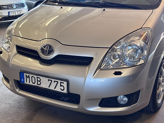 Toyota Corolla Verso 24 of 24