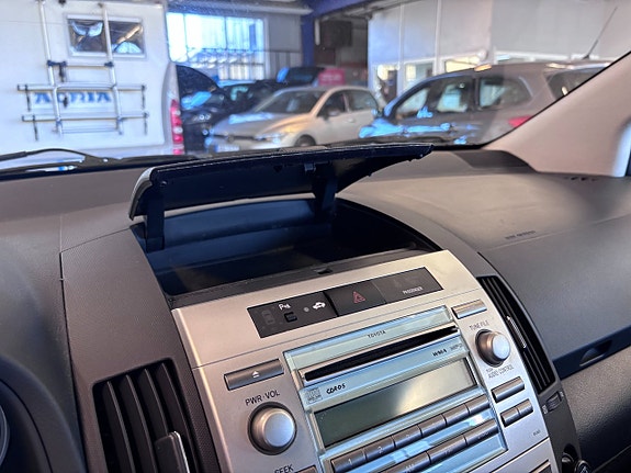 Toyota Corolla Verso 21 of 24