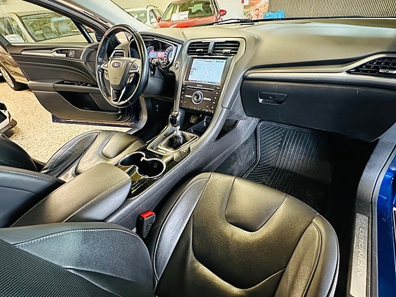 Ford Mondeo 11 of 24