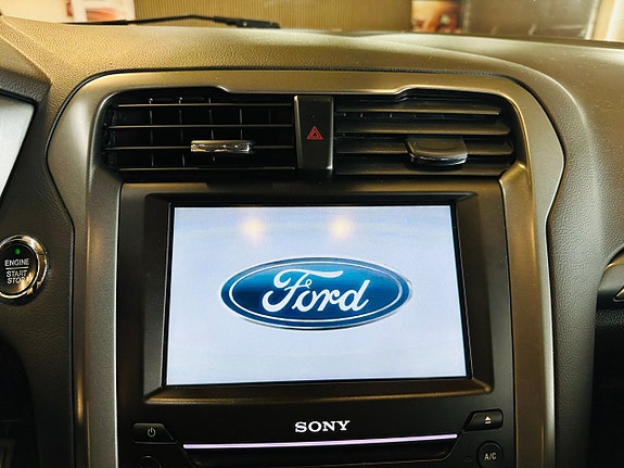 Ford Mondeo 21 of 24