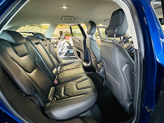 Ford Mondeo 12 of 24