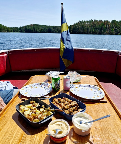ALBIN 23  -79   Bra familjebåt i fint skick med plats för många! 10 of 10