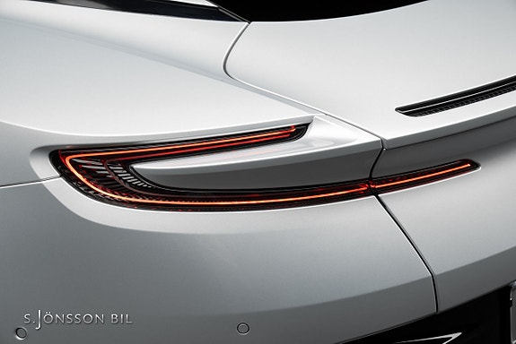 Aston Martin DB11 11 of 30