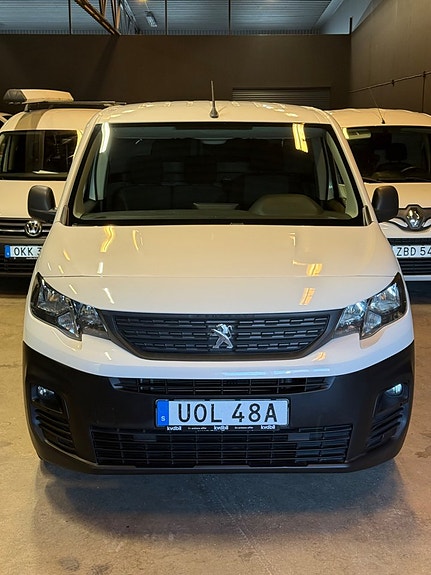 Peugeot Partner 3 of 5