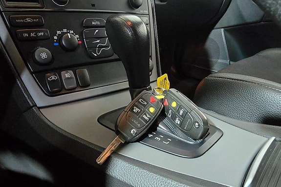 Volvo S60 19 of 21
