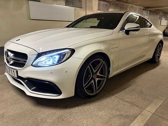 Mercedes-Benz C63 7 of 16