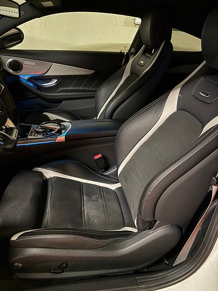 Mercedes-Benz C63 14 of 16