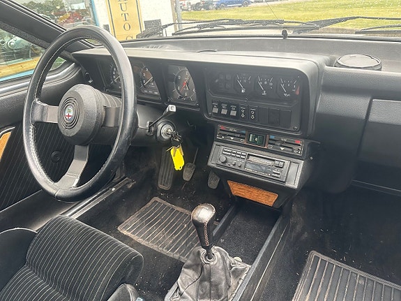 Alfa Romeo GTV 6 of 9