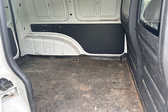 Volkswagen Caddy 9 of 10