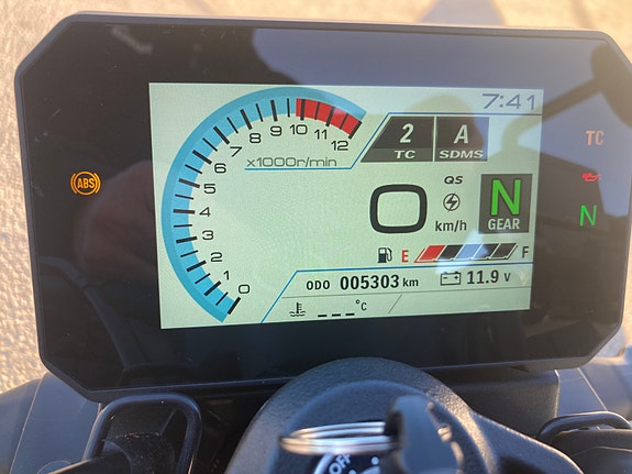 Suzuki Gsx8s 3 of 3