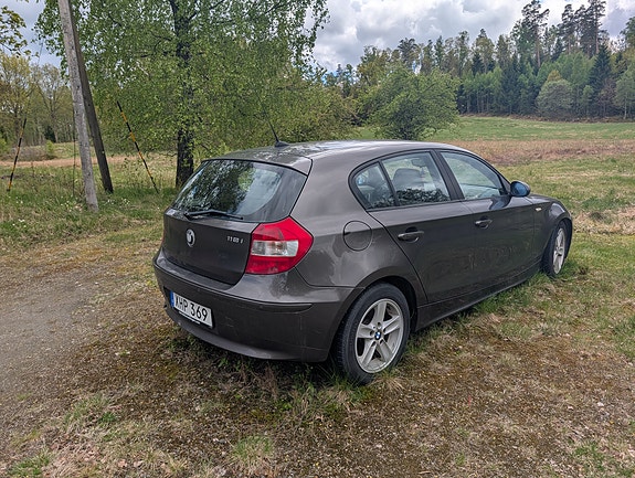 BMW 118i 4 of 4
