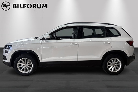 Skoda Karoq 2 of 5