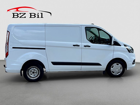 Ford Transit Custom 8 of 18