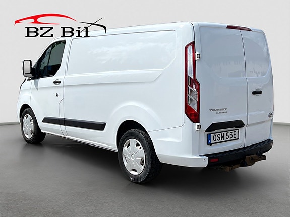 Ford Transit Custom 5 of 5