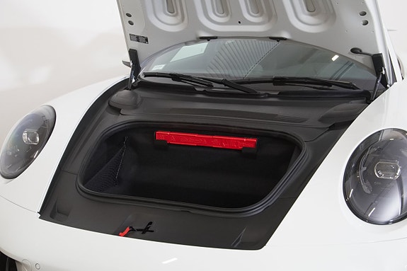 Porsche 911 Carrera 4 GTS 26 of 29