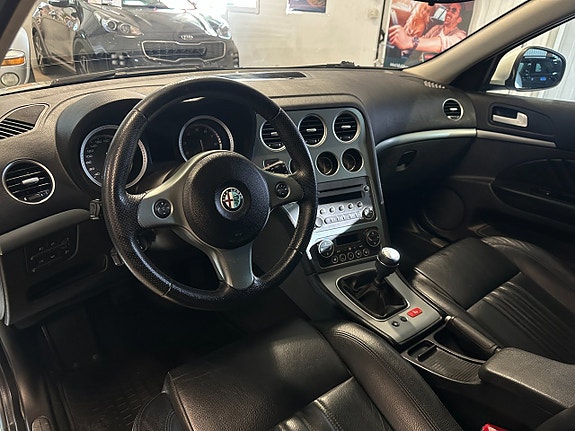 Alfa Romeo 159 7 of 11