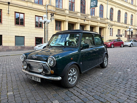 Rover Mini 2 of 16