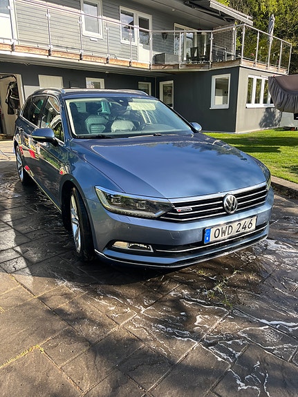 Volkswagen Passat 3 of 5