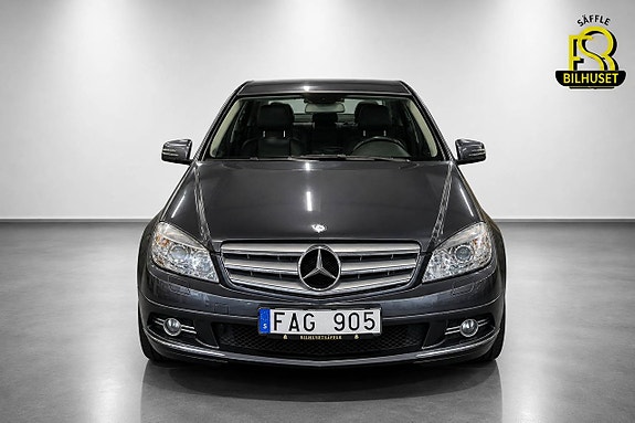 Mercedes-Benz C180 6 of 13