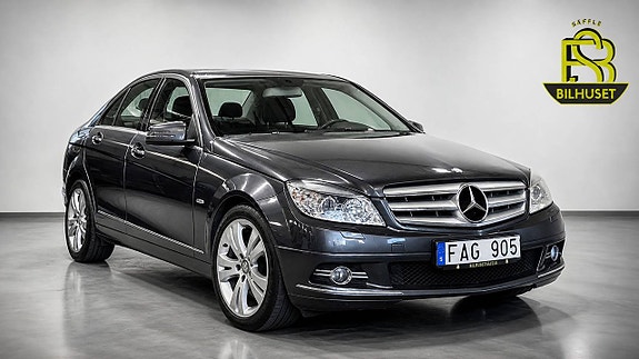 Mercedes-Benz C180 2 of 5