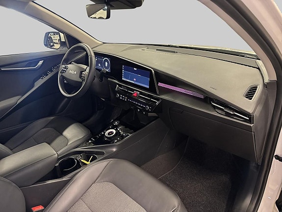 Kia Niro 10 of 21