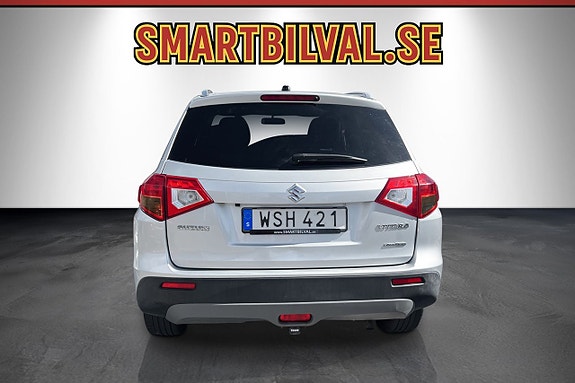 Suzuki Vitara 4 of 26