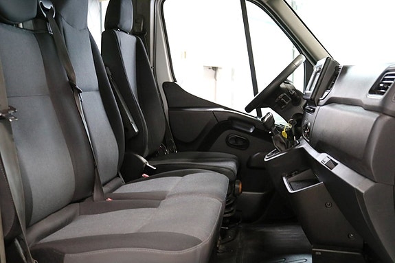 Renault Master 19 of 25