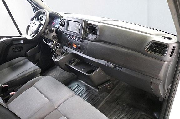 Renault Master 18 of 25