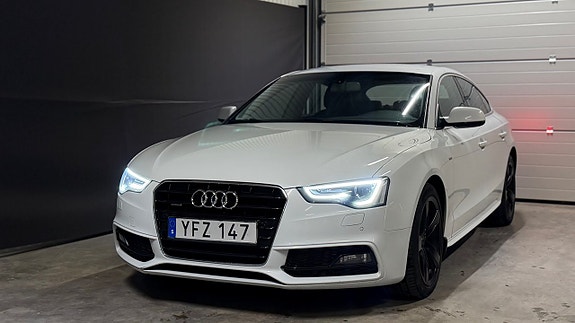 Audi A5 4 of 19