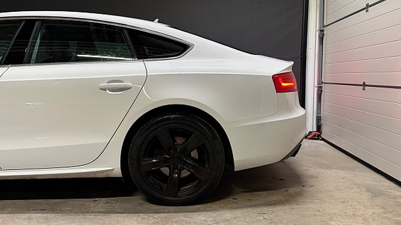Audi A5 8 of 19