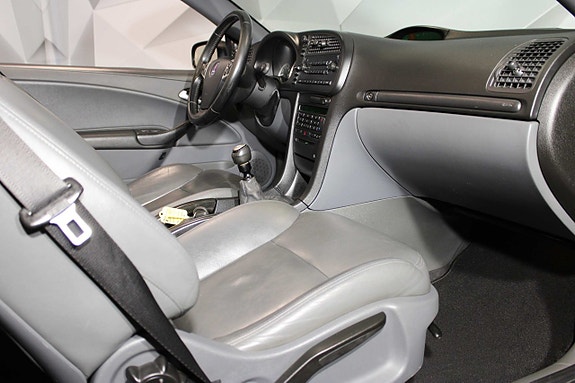Saab 9-3 13 of 20