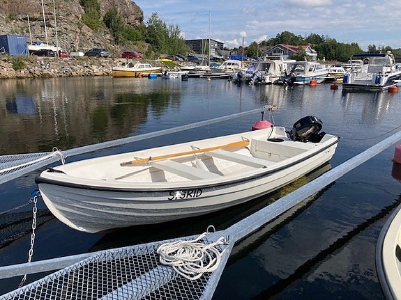 Hyr en båt - Rent a boat - Boot mieten - Louer bateau 5 of 5