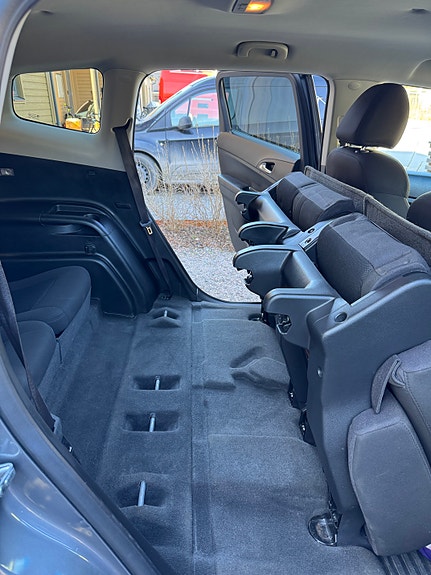 Chevrolet Orlando 5 of 5