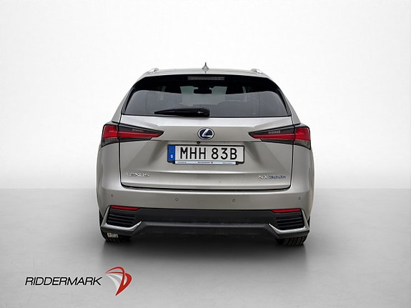 Lexus NX300h 5 of 5